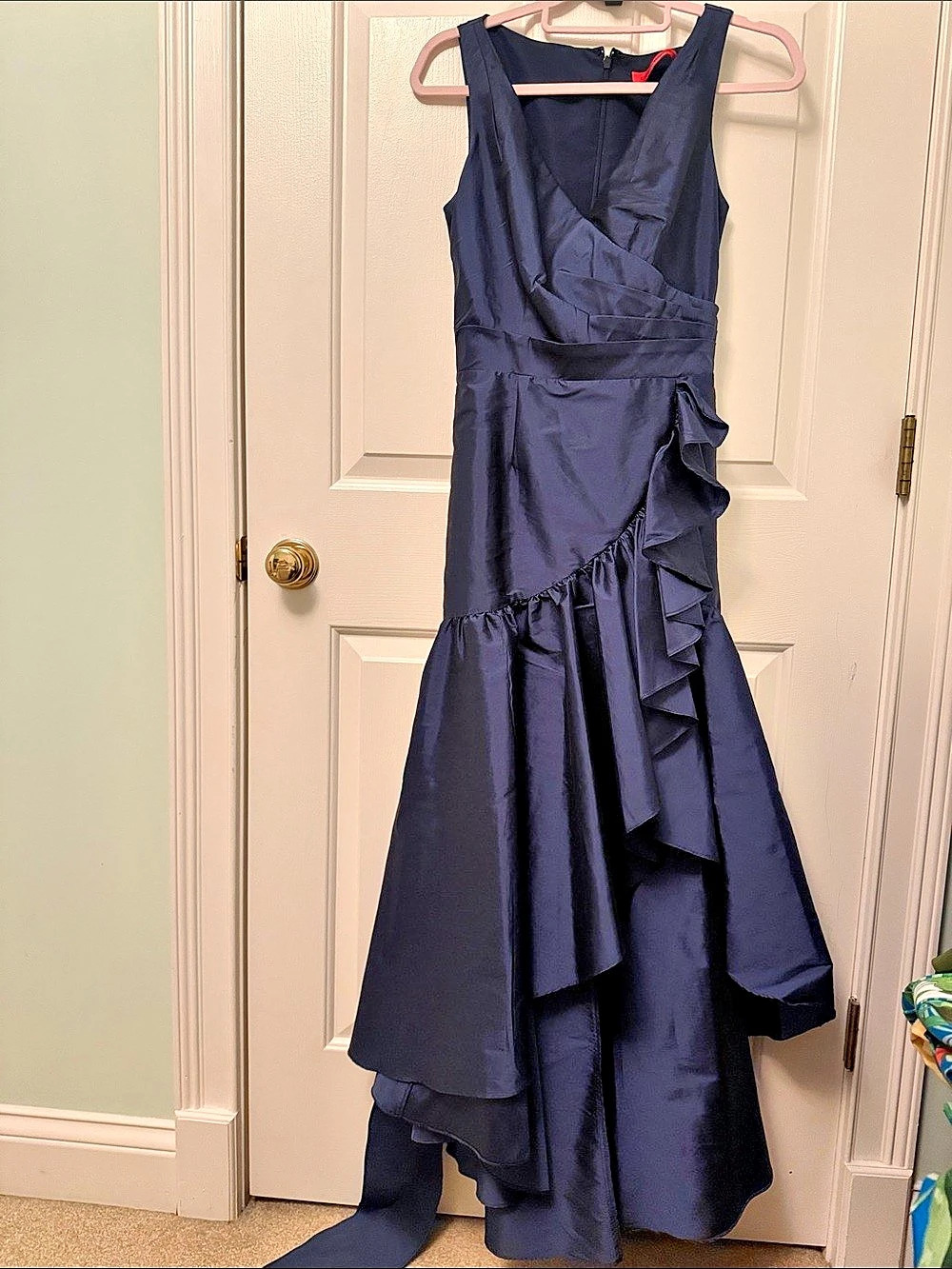 Carmen Marc Valvo Women's High Low Ruffle Dress Size 6 Like New